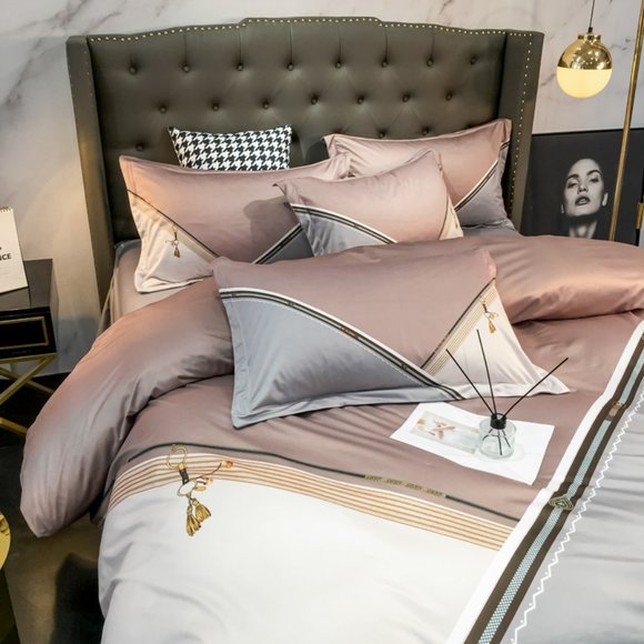 Luxury Brushed Cotton Bedding Set of Four - Picture 8 of 15